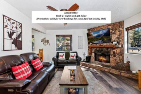 Moose Lodge Slopes Unit A ! View and Fire pit Big Bear Lake